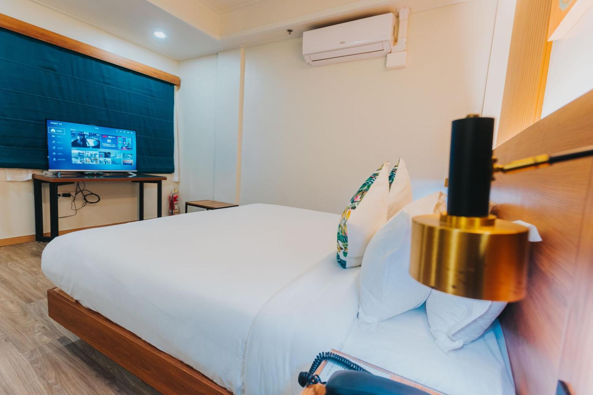 Surestay Studio By Best Western Clarkview Angeles City Ngoại thất bức ảnh
