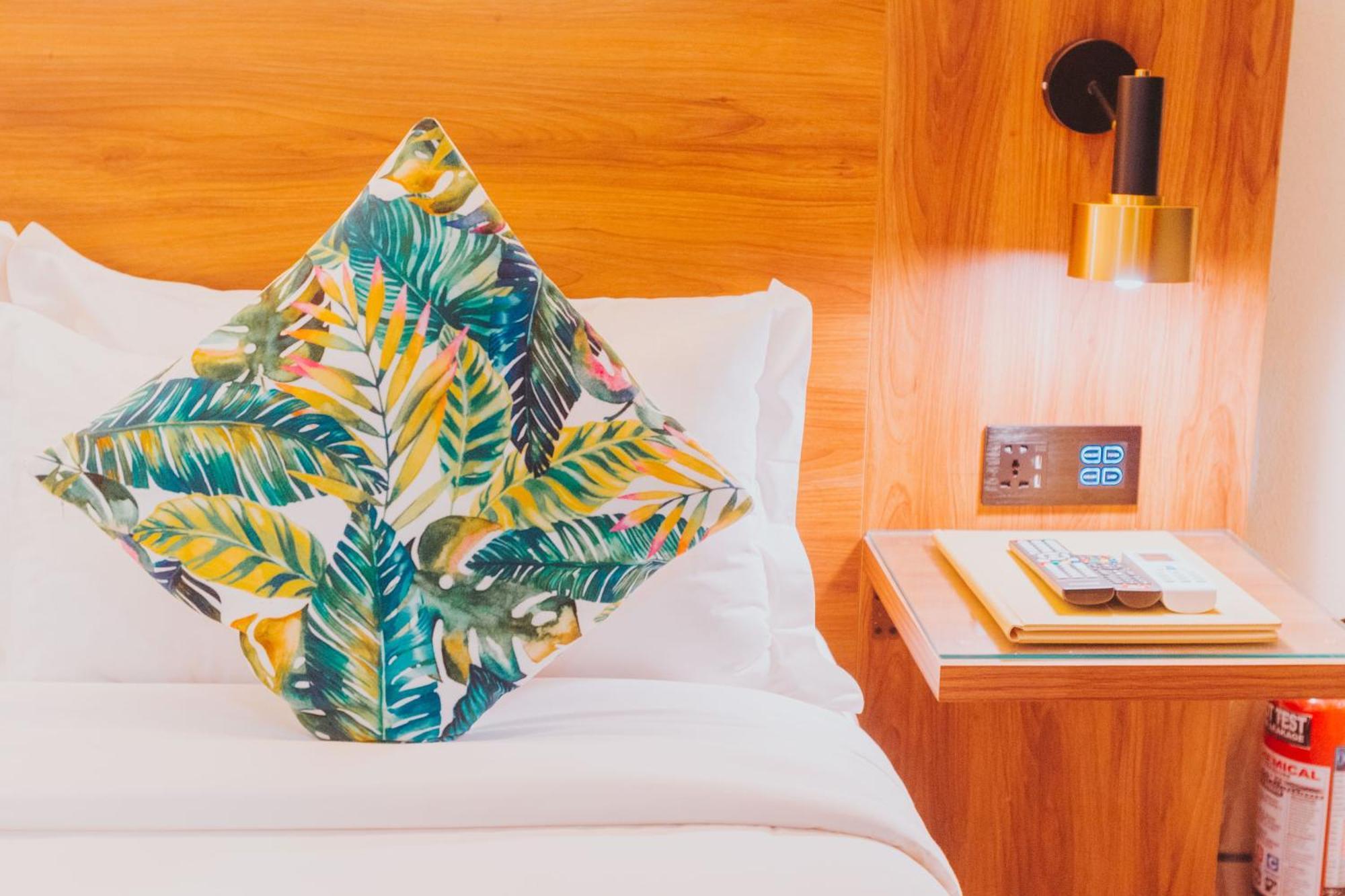 Surestay Studio By Best Western Clarkview Angeles City Ngoại thất bức ảnh