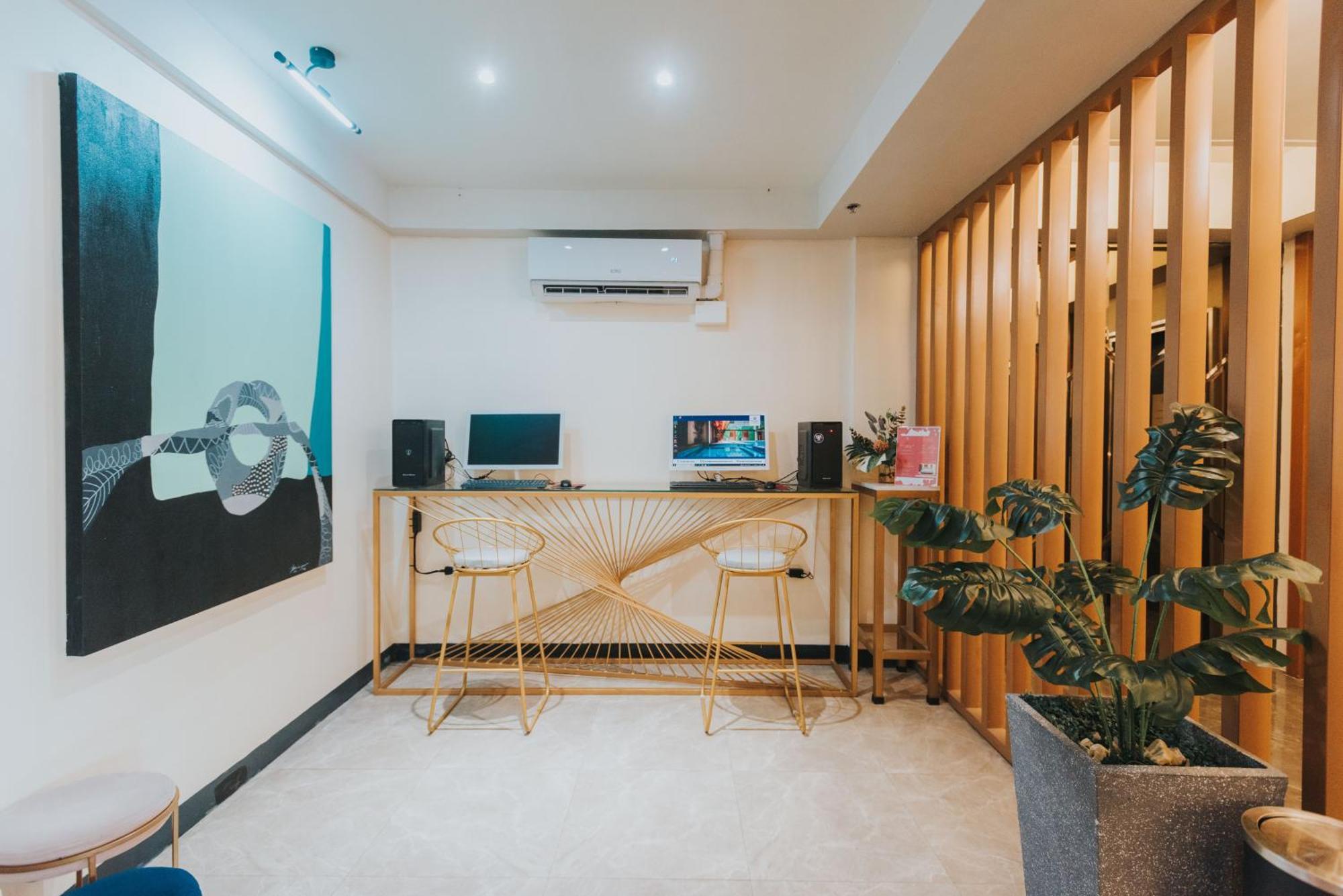 Surestay Studio By Best Western Clarkview Angeles City Ngoại thất bức ảnh